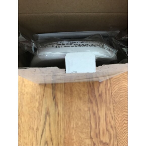 Petsafr Laser Tail Automatic Laser Light - Picture 3 of 3